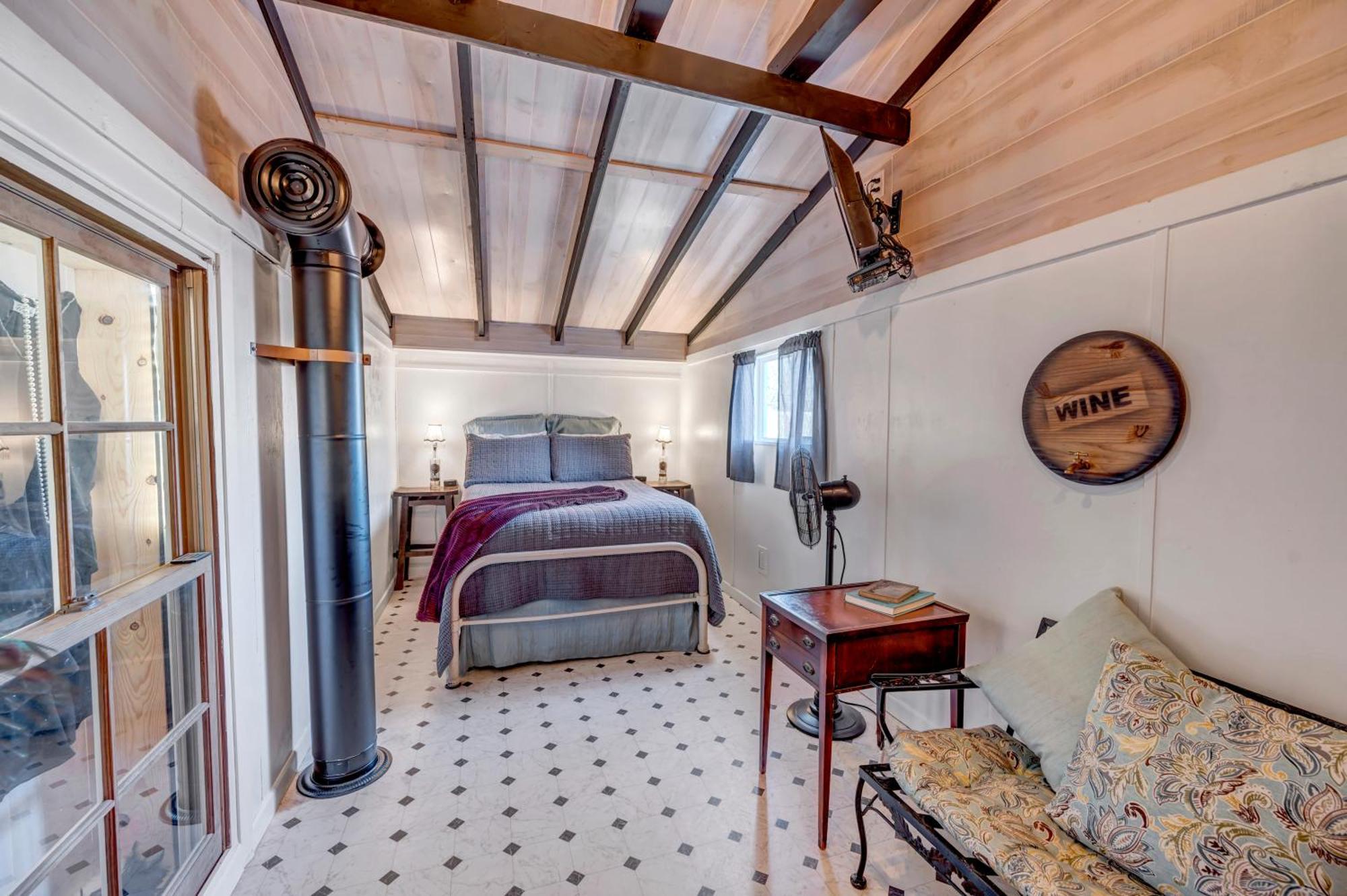 Full Moon Inn Fredericksburg Dış mekan fotoğraf